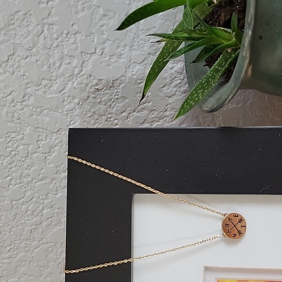 Compass Necklace - Picture 2 of 7